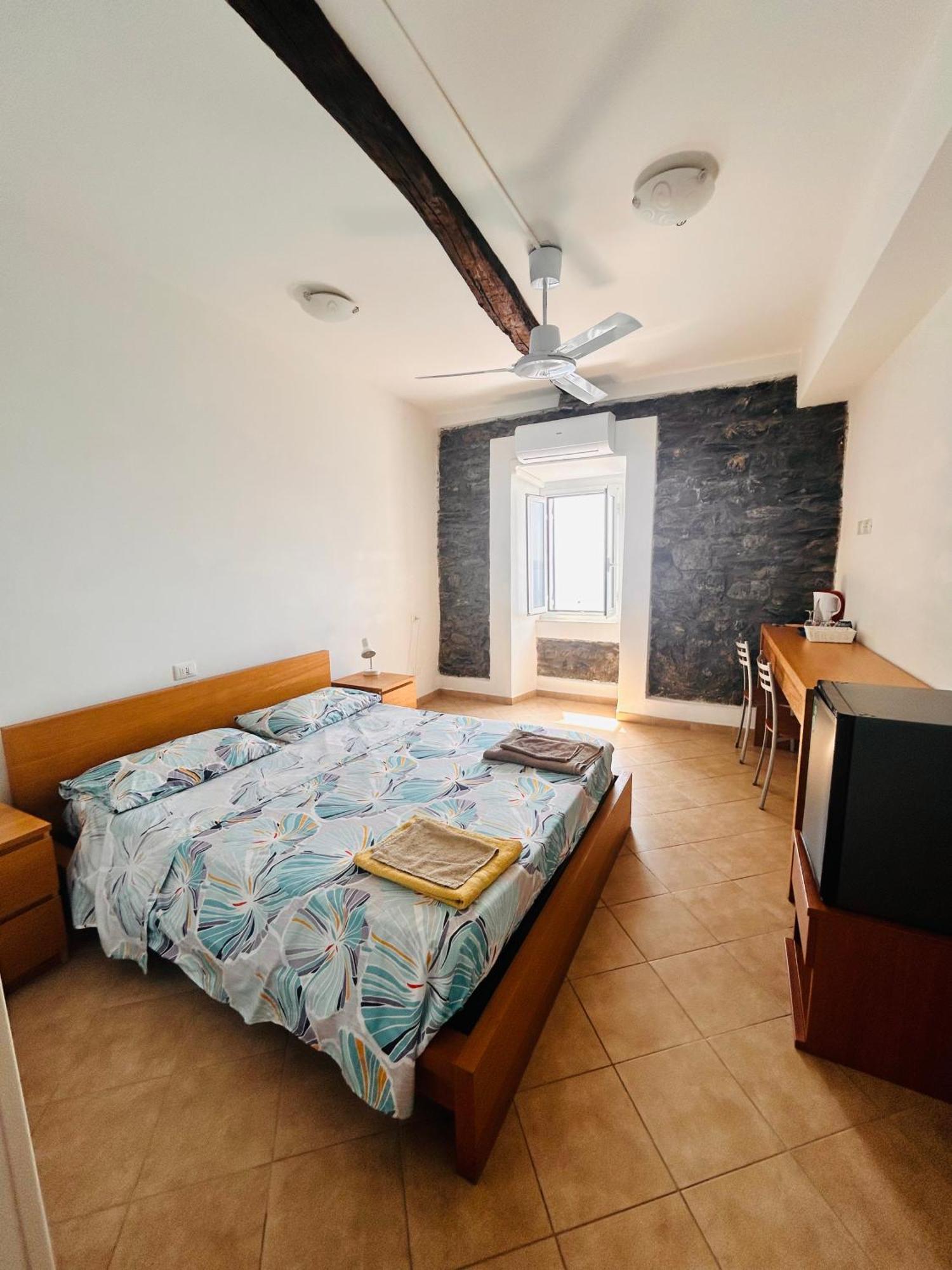 Affittacamere Nuova Vandiris Manarola Exterior foto